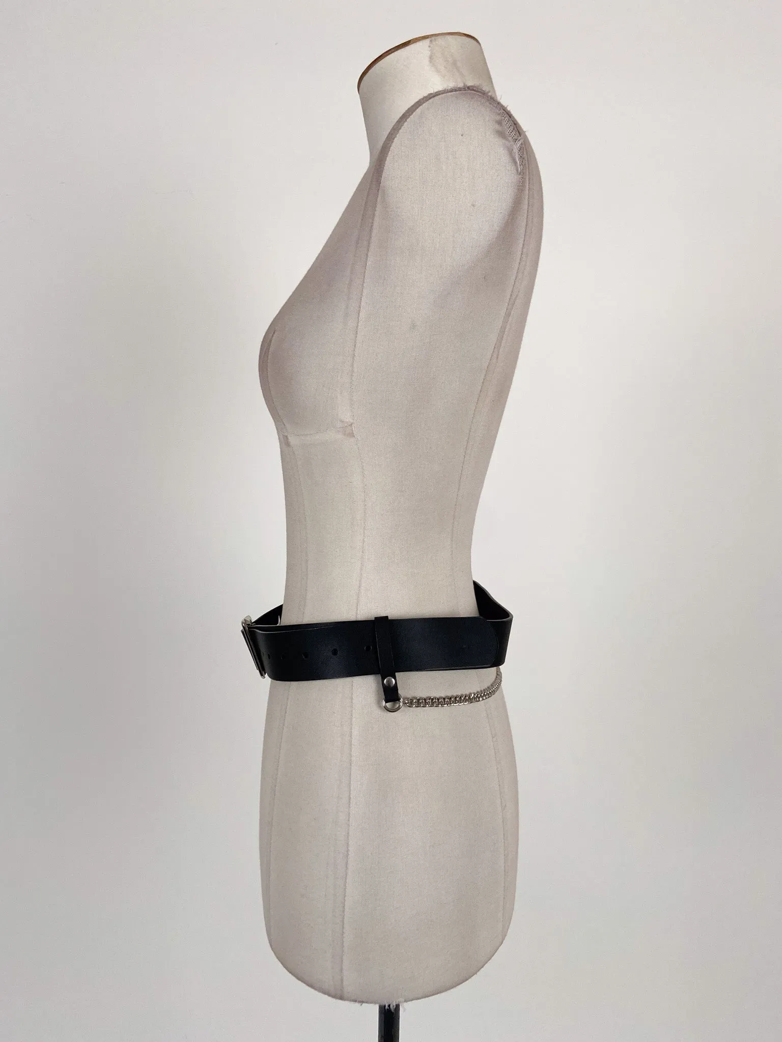 Unknown Brand | Black Accessory | Size S